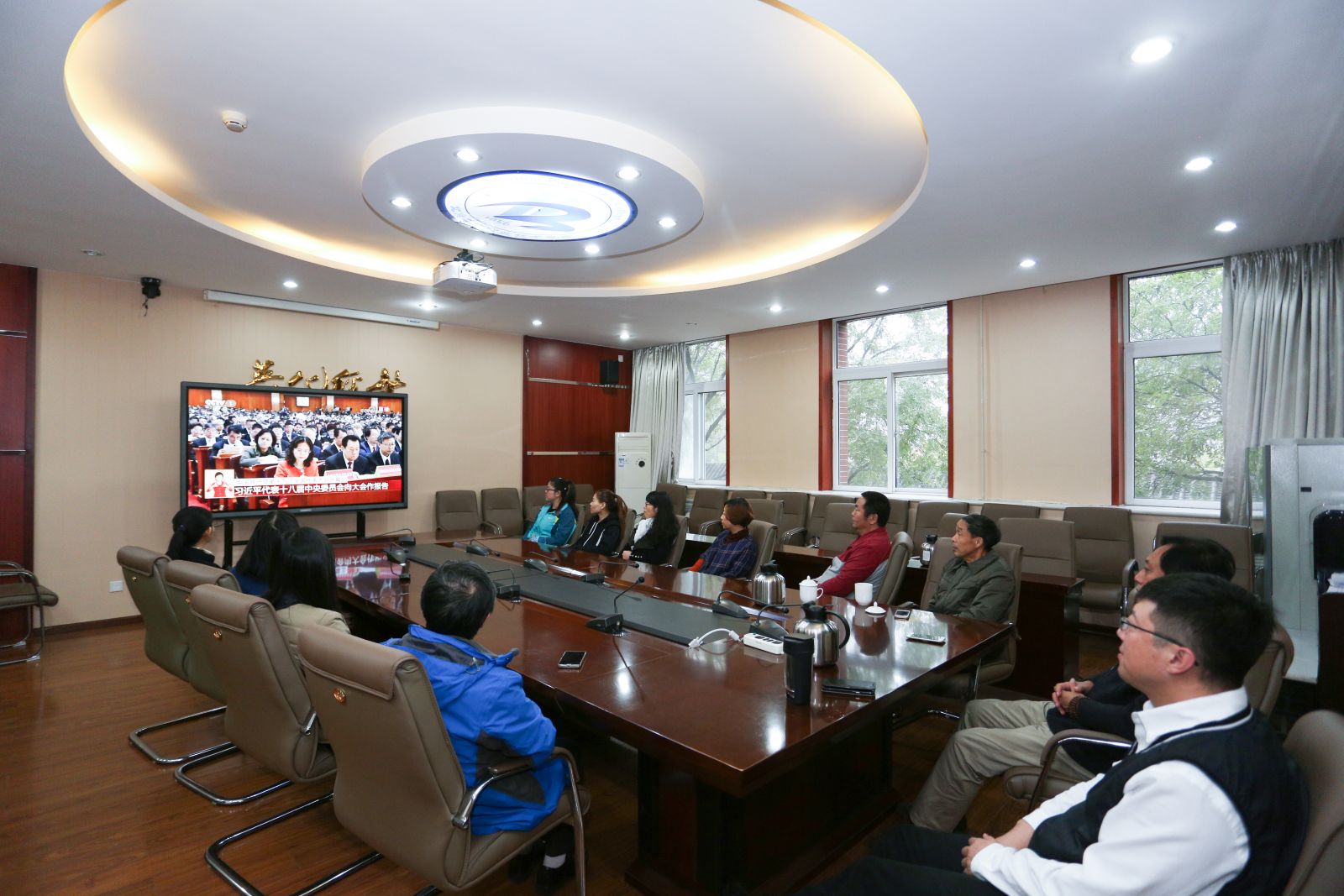 209e4d1b6f4249609d85bd8d6af5eb4f.jpg 209e4d1b6f4249609d85bd8d6af5eb4f.jpg