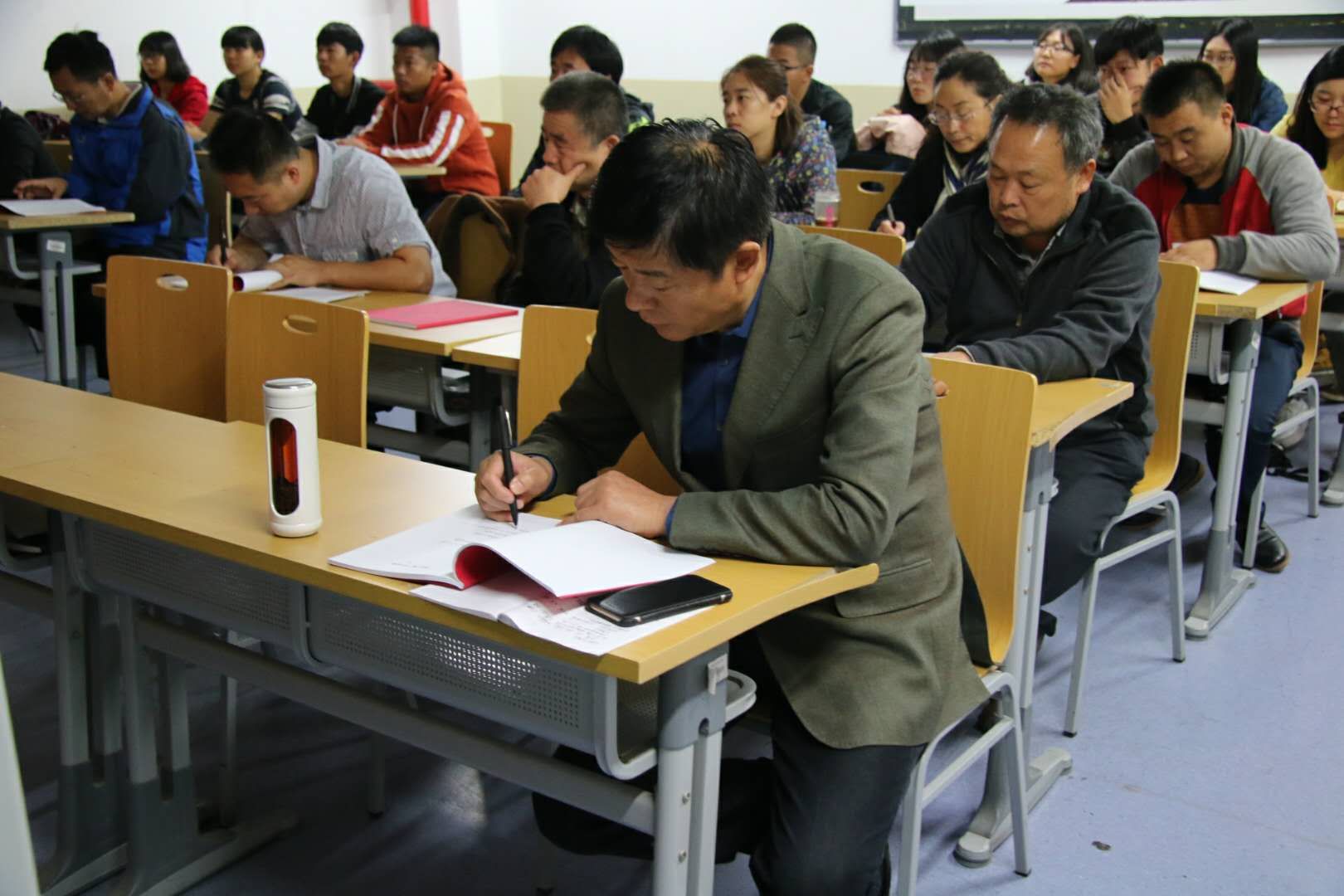 7a897f5327364f68863cc55411e9ac26.jpg 7a897f5327364f68863cc55411e9ac26.jpg