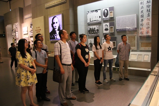 3cbe87ed47ef49afaaf854503243a3a3.jpg 3cbe87ed47ef49afaaf854503243a3a3.jpg