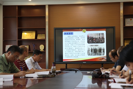 ec1a15b46a7d47dbba639133727bee9f.jpg ec1a15b46a7d47dbba639133727bee9f.jpg